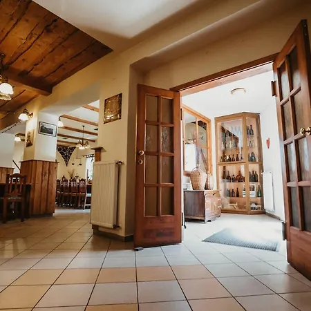 Gasthof U Stribrneho Jelena